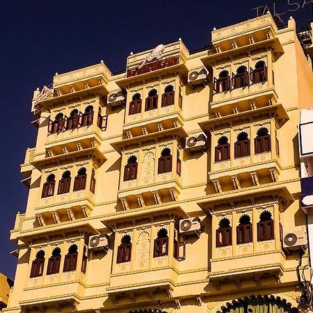 Hotel Mewari Villa Удайпур Экстерьер фото